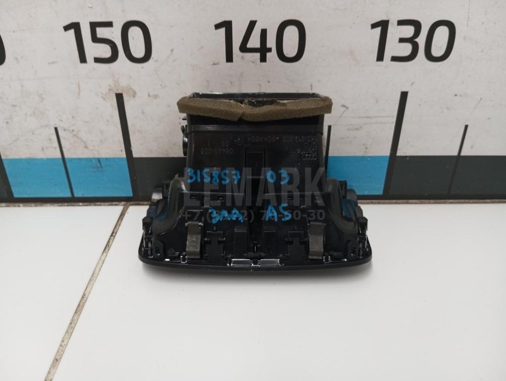 Дефлектор воздушный