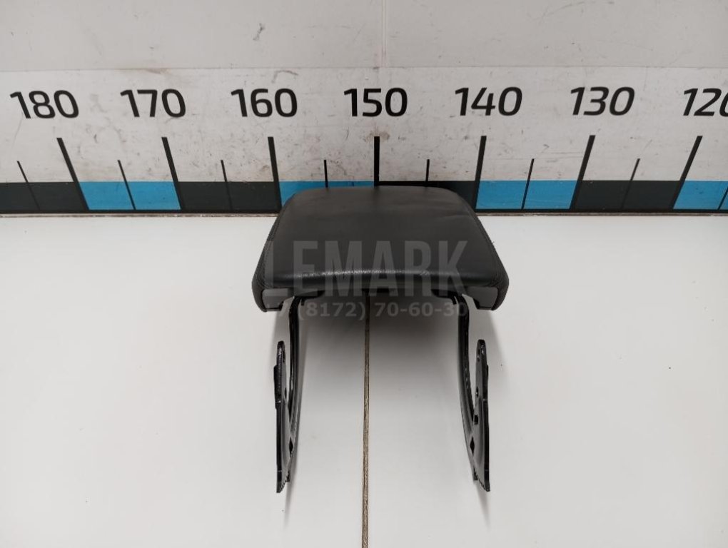 Подлокотник