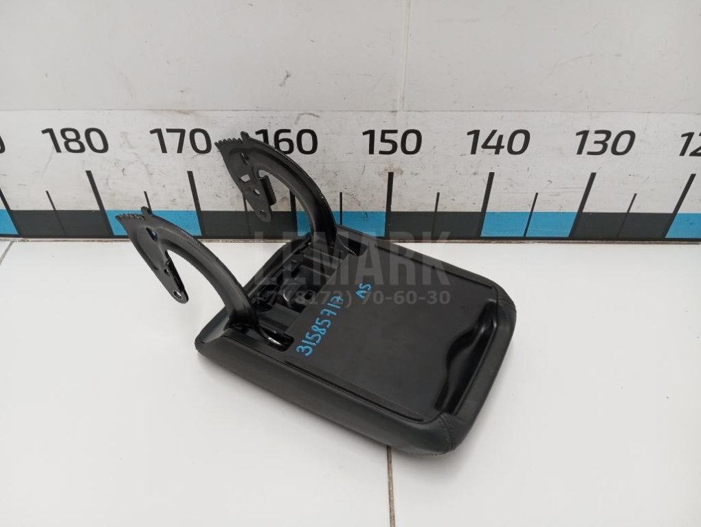 Подлокотник