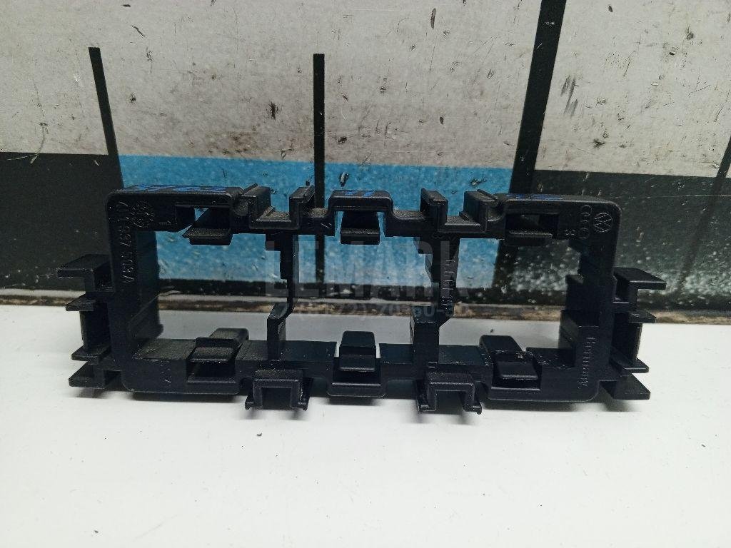 Блок реле для  Audi A4 [B8] Allroad 2009-2015