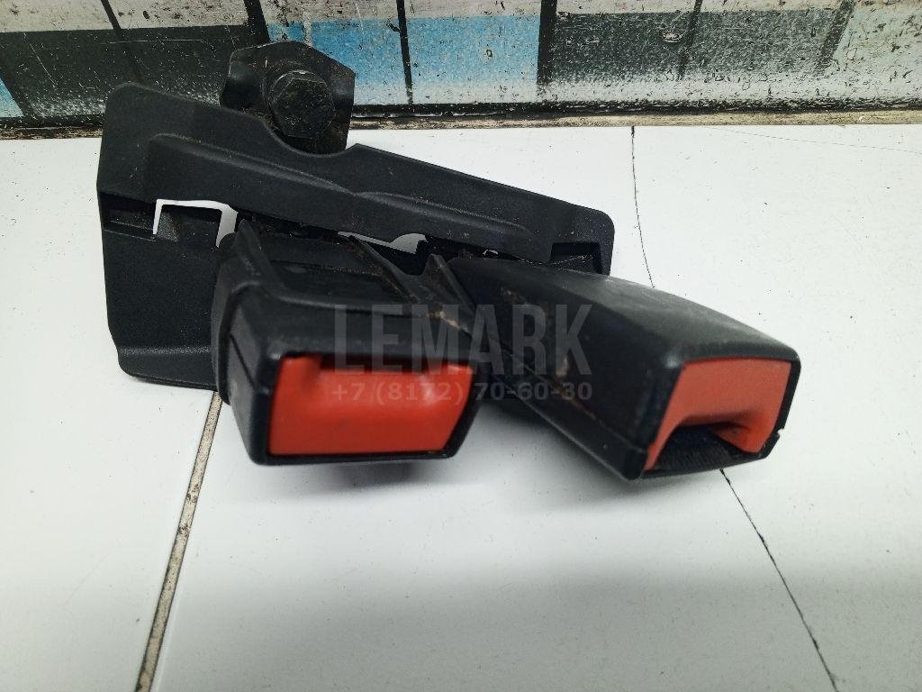 Ответная часть ремня безопасности