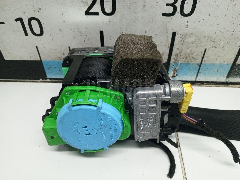 Ремень безопасности с пиропатроном