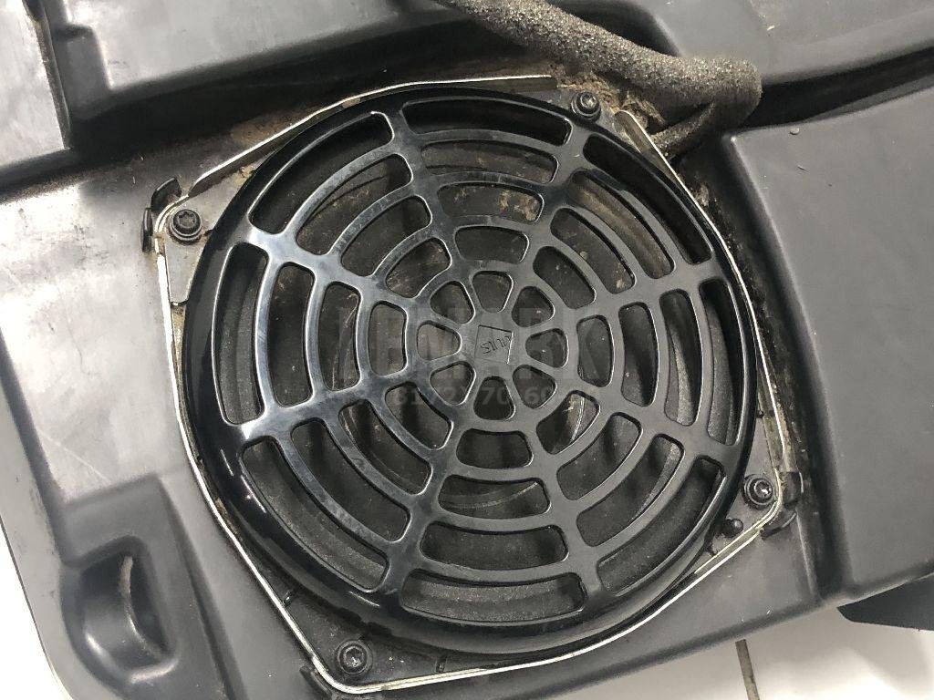 Сабвуфер для  Audi A4 [B7] 2005-2007