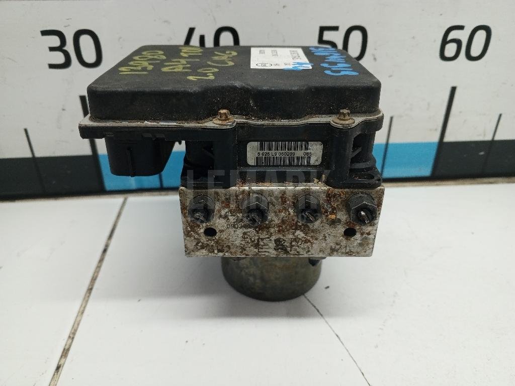 Блок ABS (насос) для  Acura MDX 2001-2006