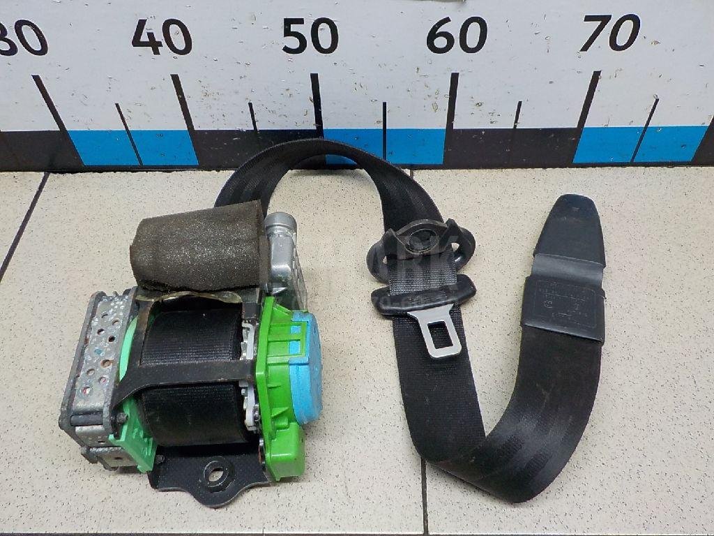 Ремень безопасности с пиропатроном