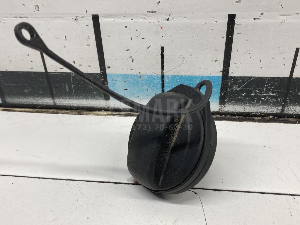 Крышка топливного бака