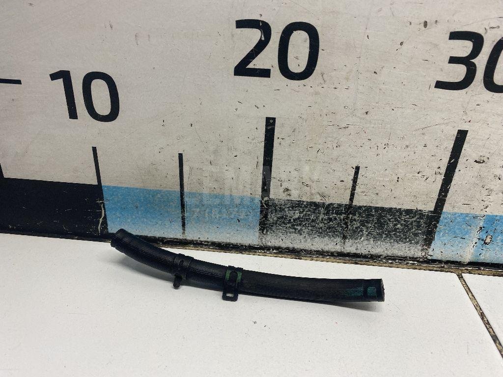 Шланг турбокомпрессора (турбины)