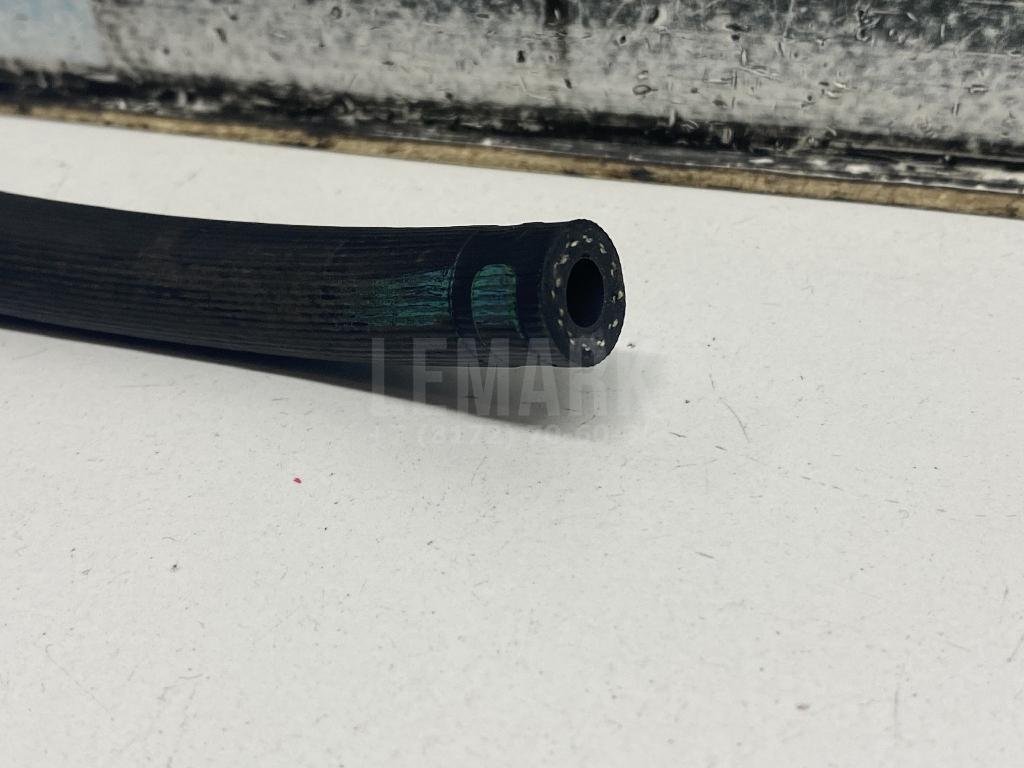 Шланг турбокомпрессора (турбины)