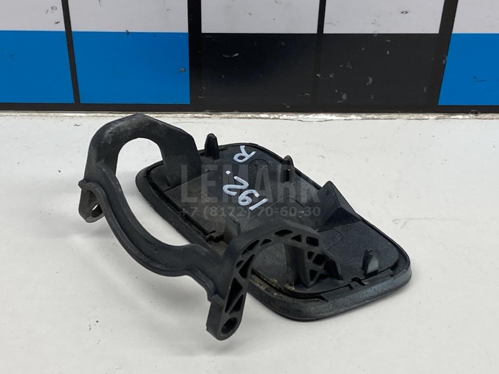 Крышка форсунки омывателя