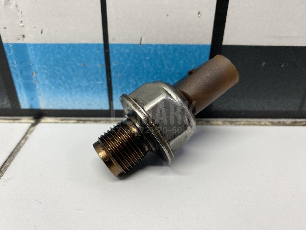 Датчик давления топлива