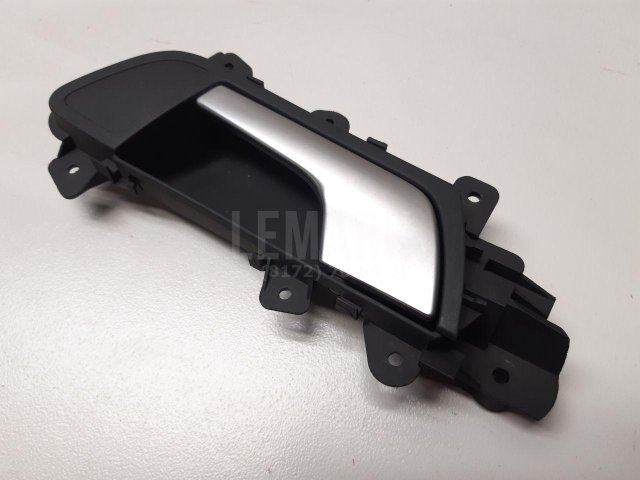 Ручка двери внутренняя левая