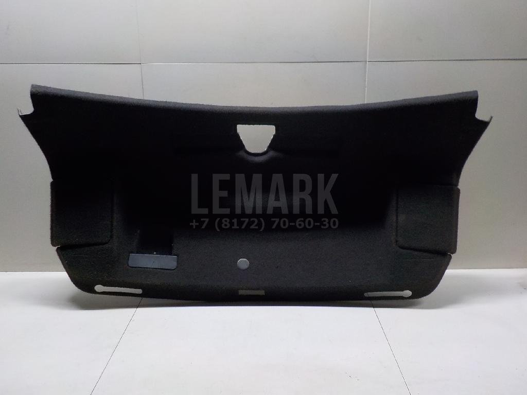 Обшивка крышки багажника