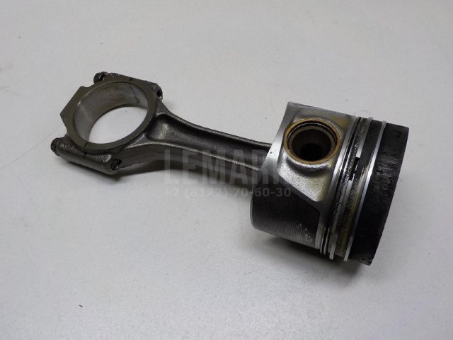 Поршень с шатуном