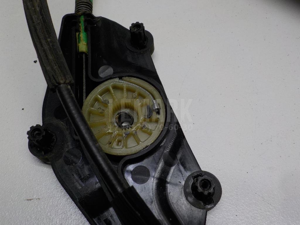 Стеклоподъемник электр. передний левый