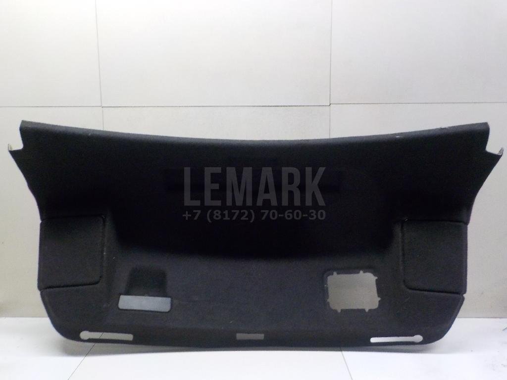 Обшивка крышки багажника