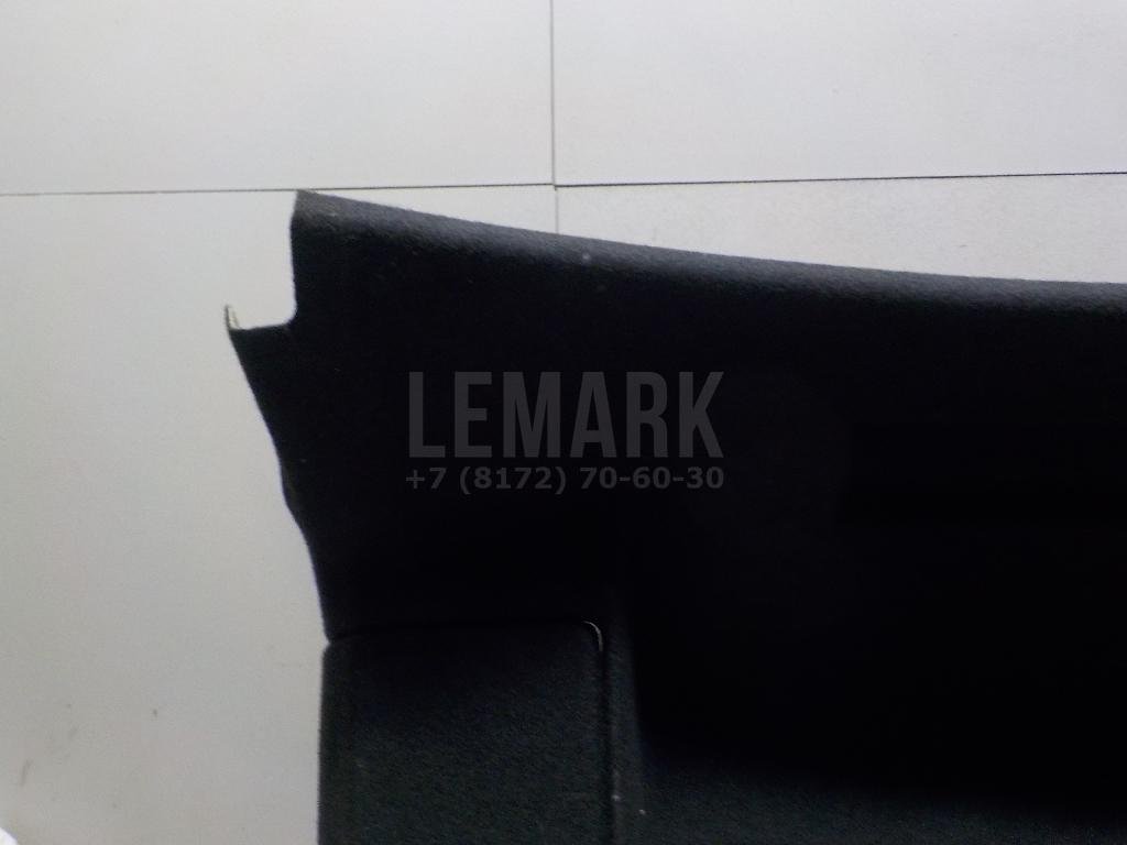 Обшивка крышки багажника