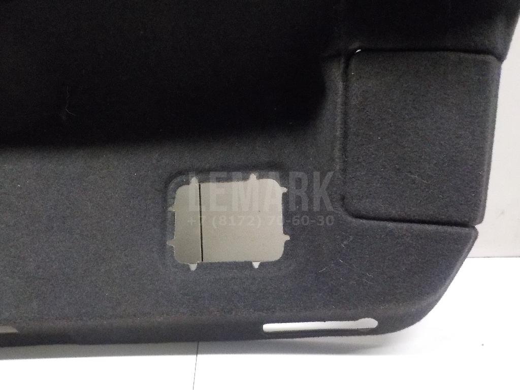 Обшивка крышки багажника