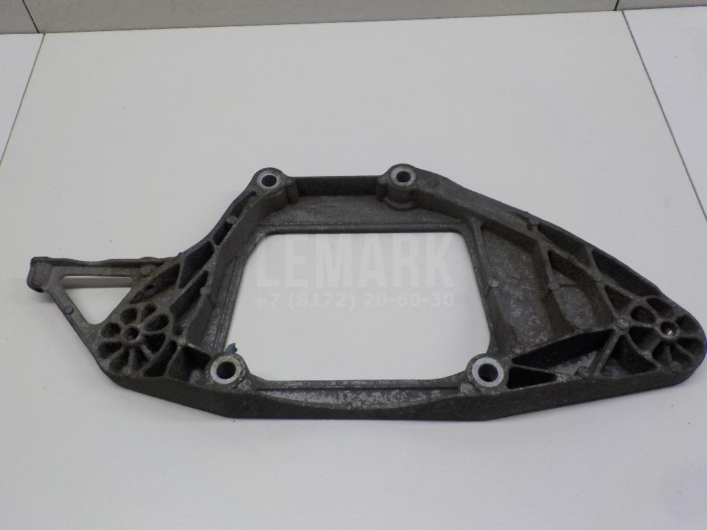 Кронштейн редуктора