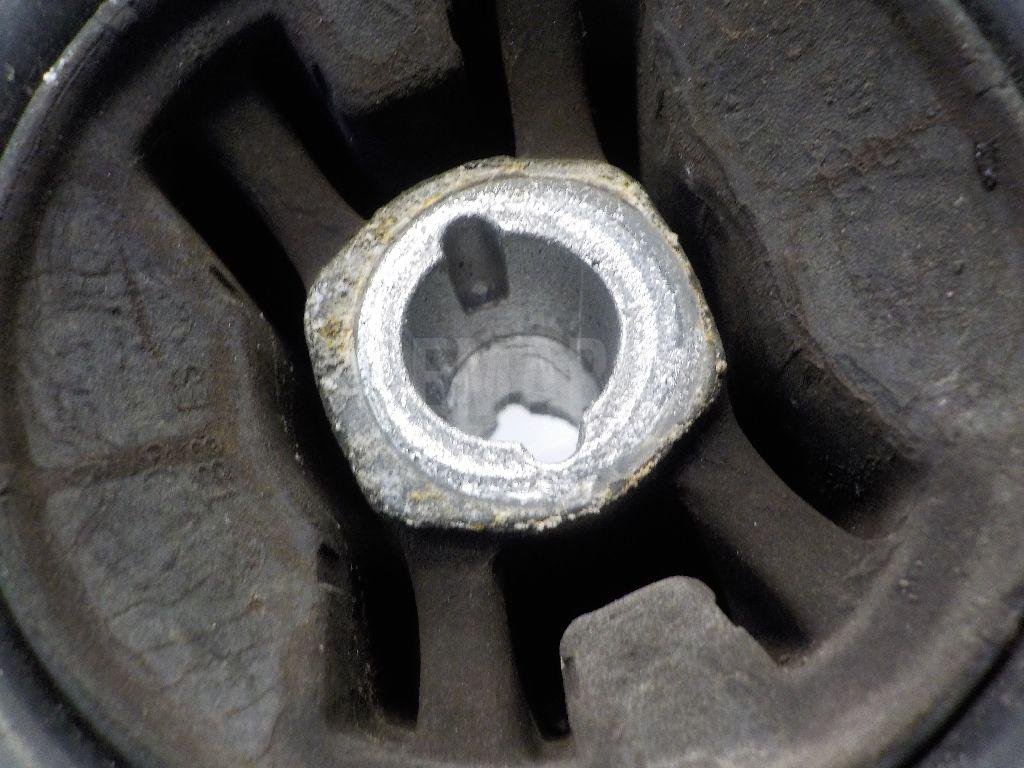 Балка задняя