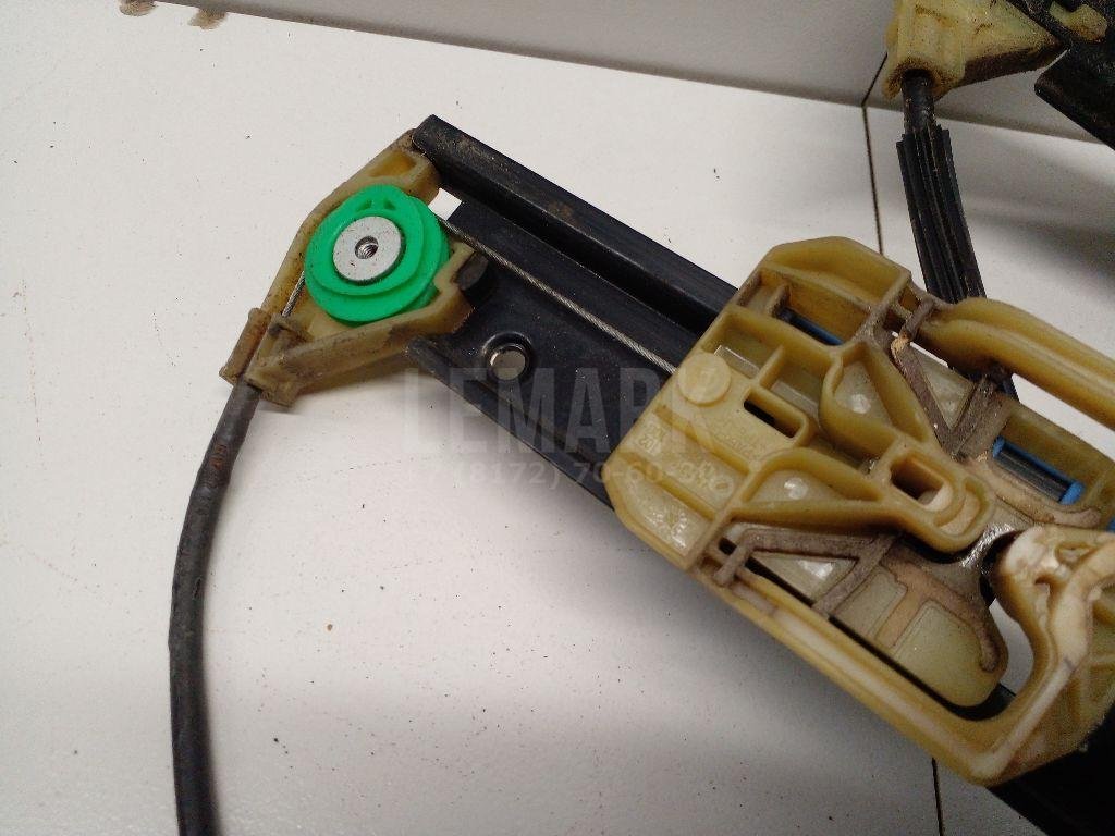 Стеклоподъемник электр. передний левый