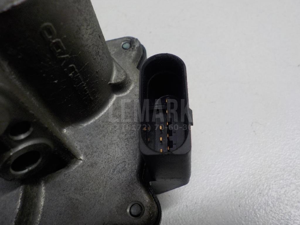 Механизм изменения длины впускного коллектора