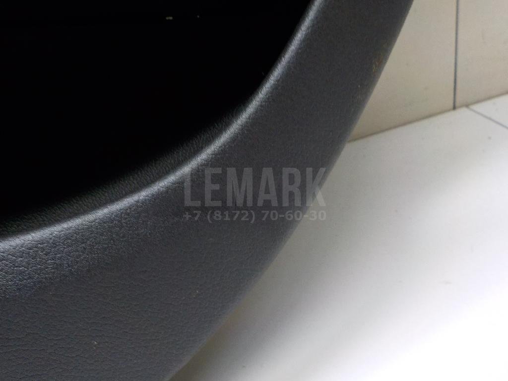 Обшивка двери задней правой