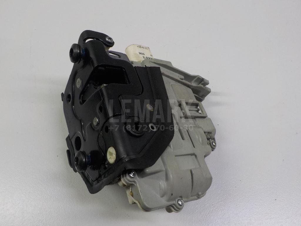 Замок двери задней правой