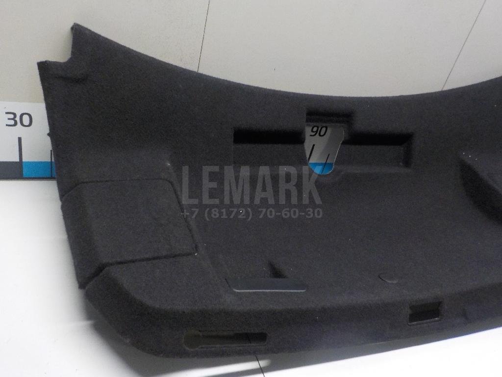 Обшивка крышки багажника