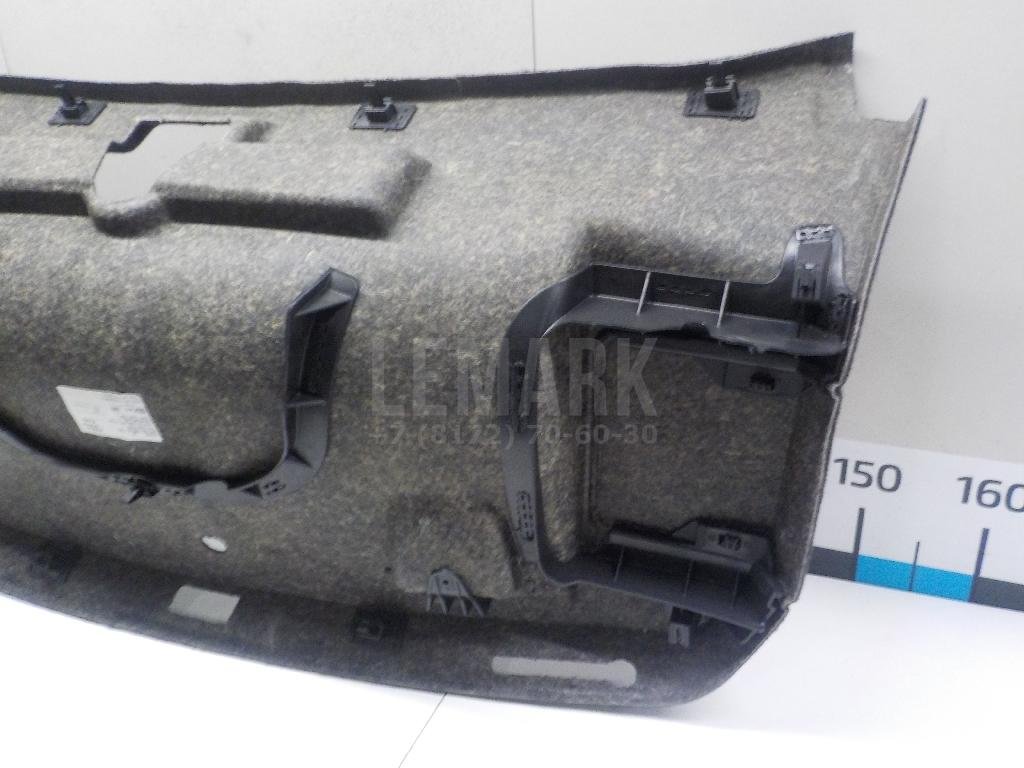 Обшивка крышки багажника