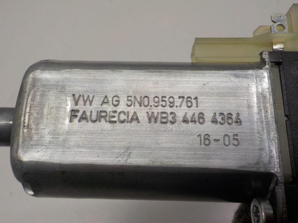 Моторчик регулировки сиденья