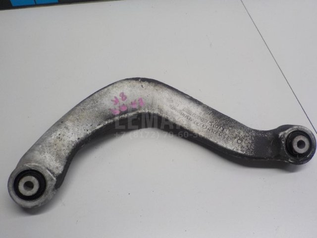 Рычаг задний верхний правый