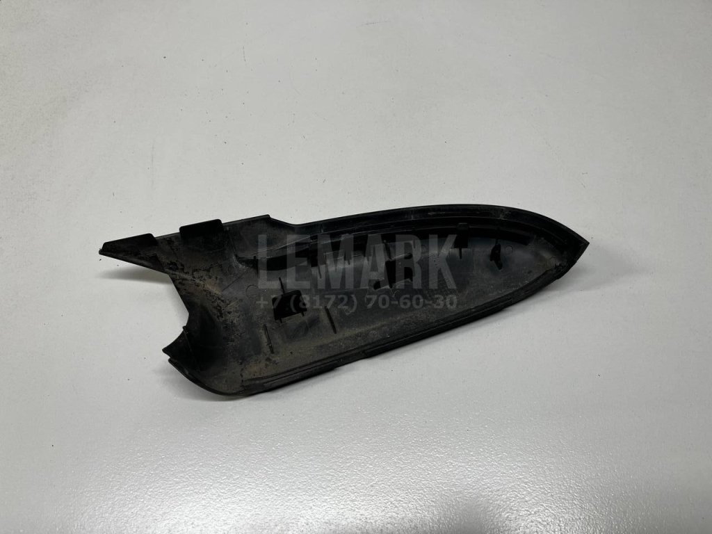 Накладка зеркала правого