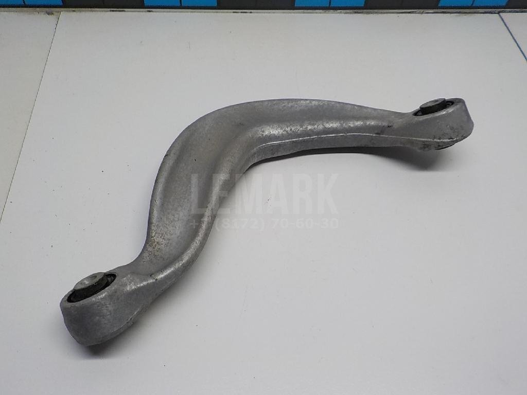 Рычаг задний верхний правый