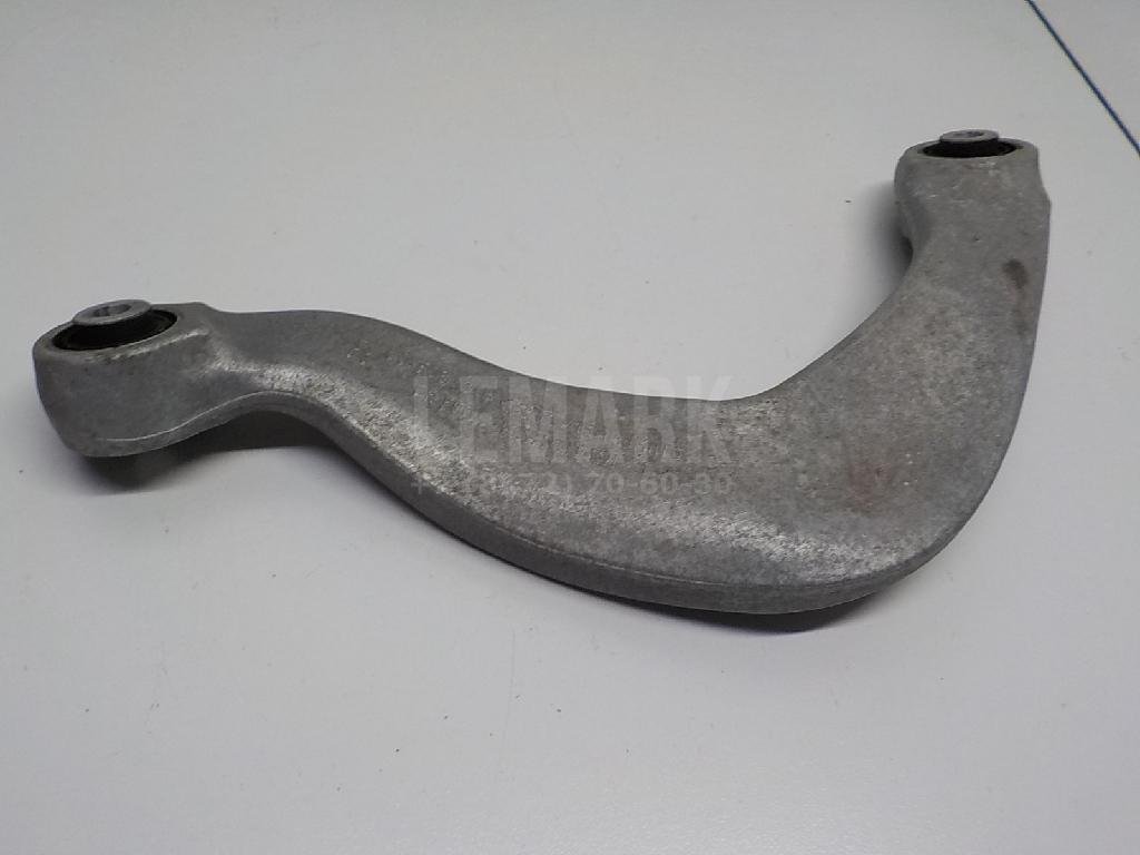 Рычаг задний верхний правый