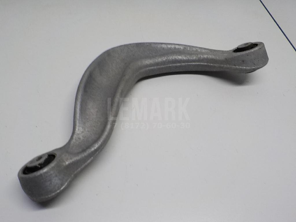 Рычаг задний верхний правый