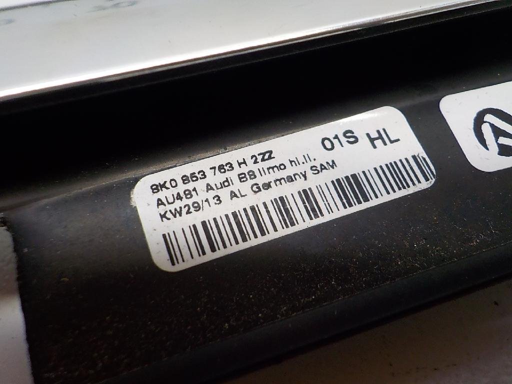 Накладка стекла заднего левого