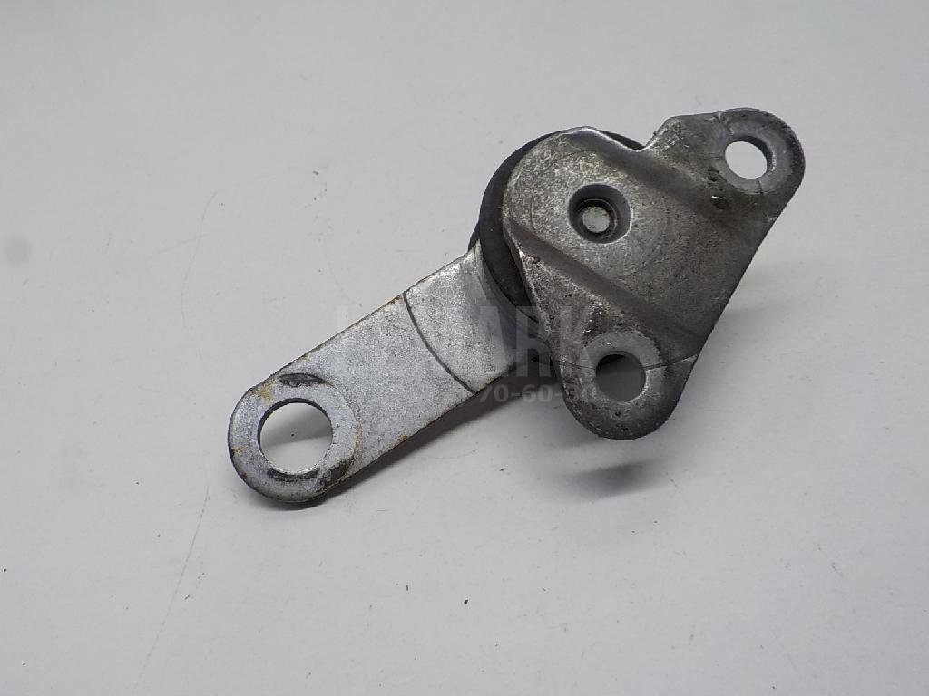 Кронштейн глушителя