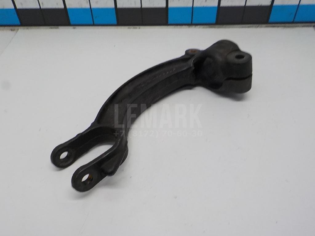 Кронштейн амортизатора правый