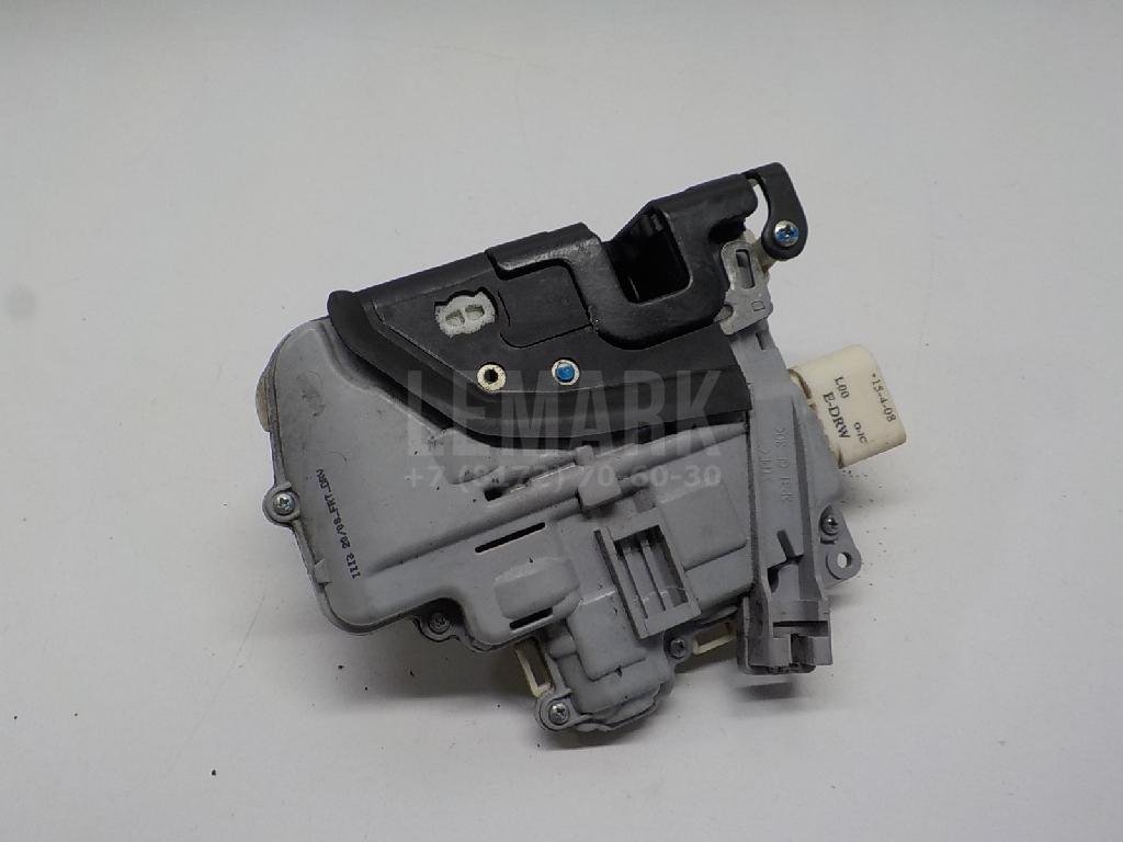 Замок двери передней правой