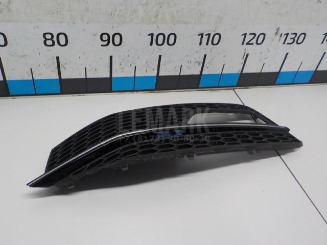 Решетка в бампер левая