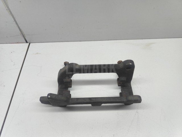 Скоба суппорта заднего правого