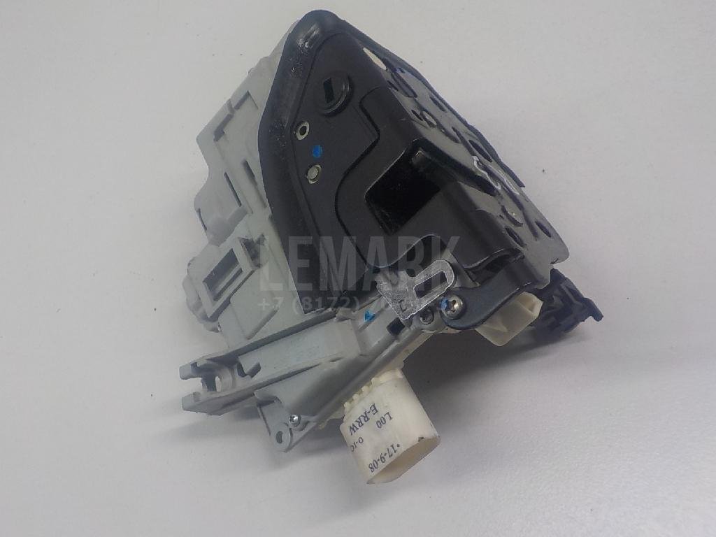 Замок двери задней правой