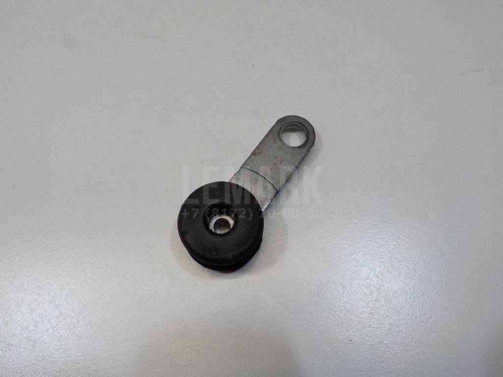 Кронштейн глушителя