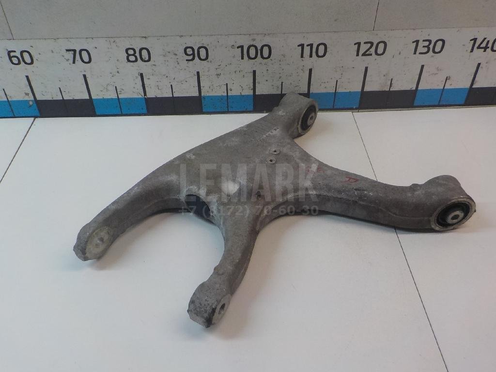 Рычаг задний нижний правый