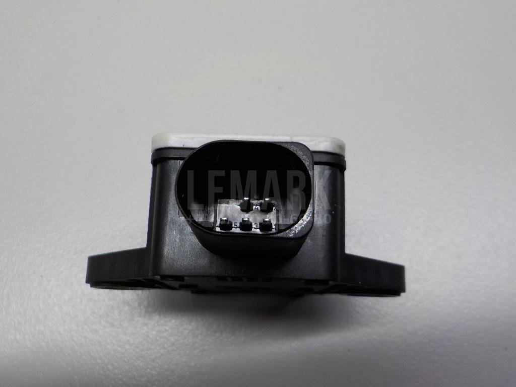 Датчик ускорения