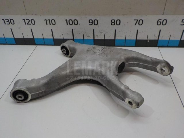 Рычаг задний нижний правый