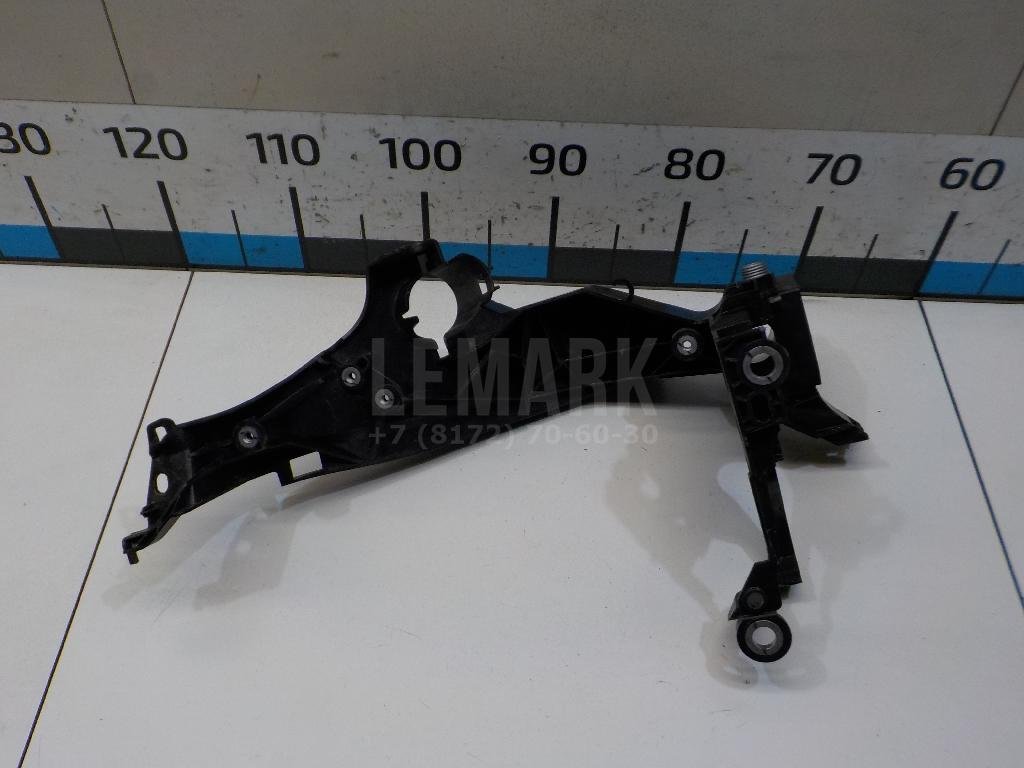 Кронштейн фар правый