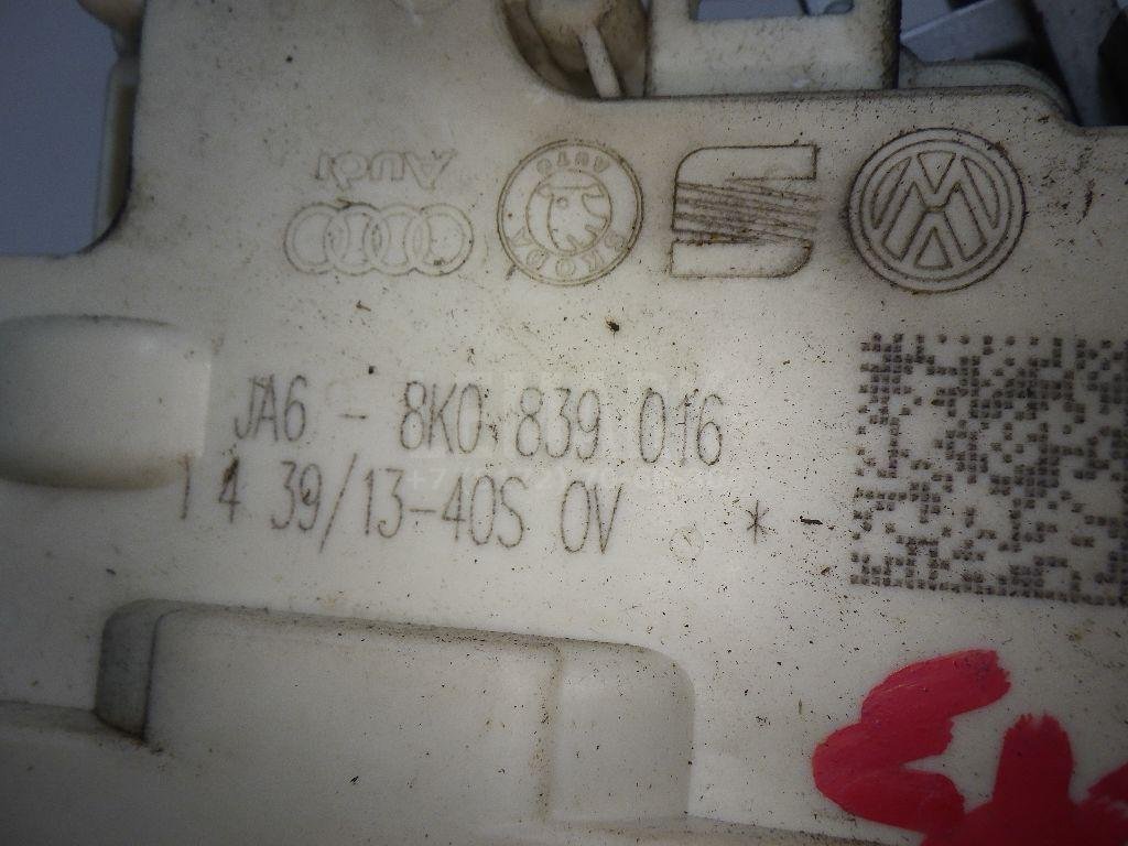 Замок двери задней правой