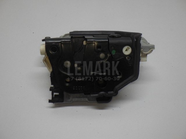 Замок двери задней правой