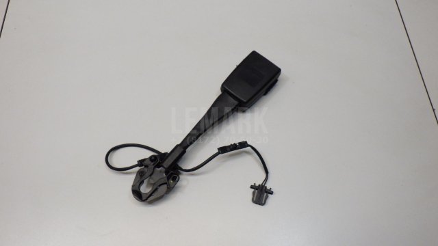 Ответная часть ремня безопасности